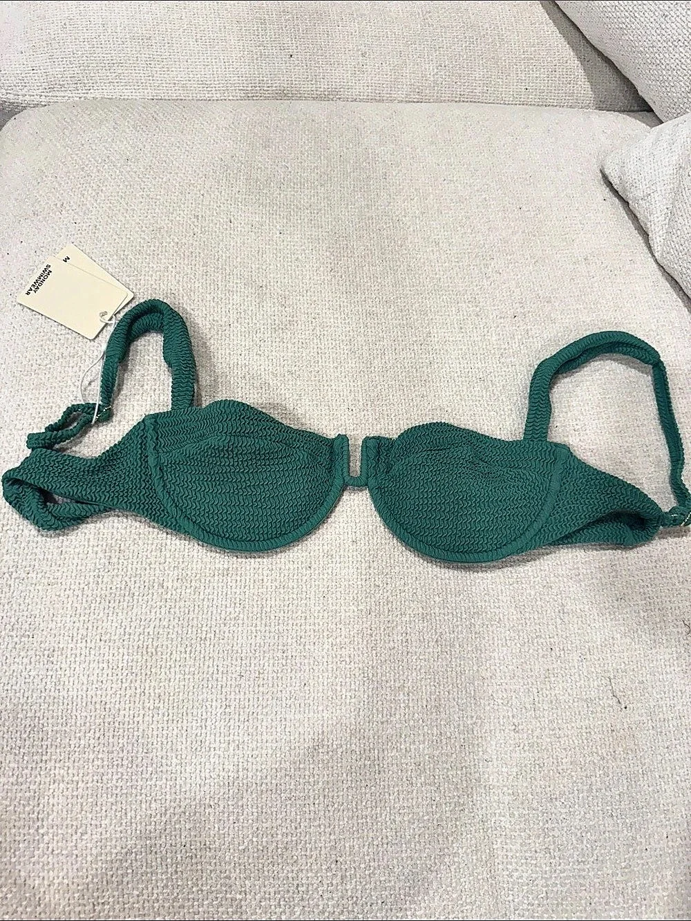 Monday Swimwear Cala Roja Top - Pond Crinkle Green Medium NWT
